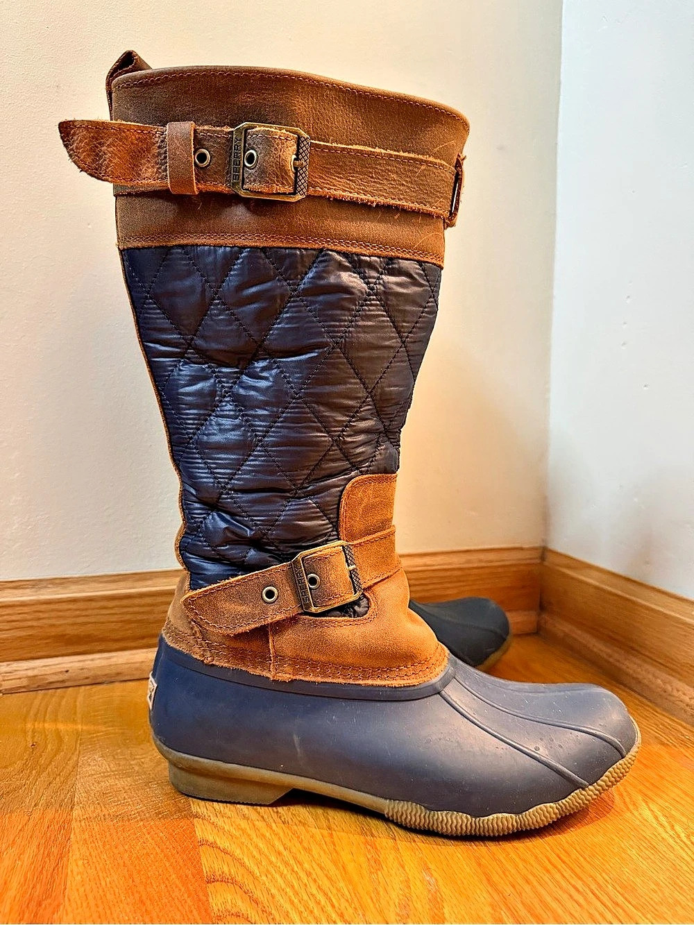 Sperry Saltwater Tall Quilted Leather Quilted Rain Boots in Blue & Brown Women’s